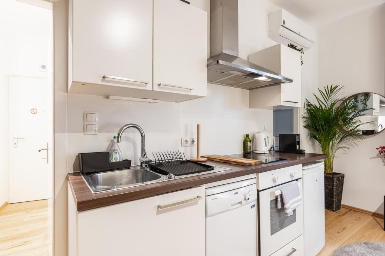Cozy Studio Apartment Located In Vienna'S Vibrant City Center Extérieur photo